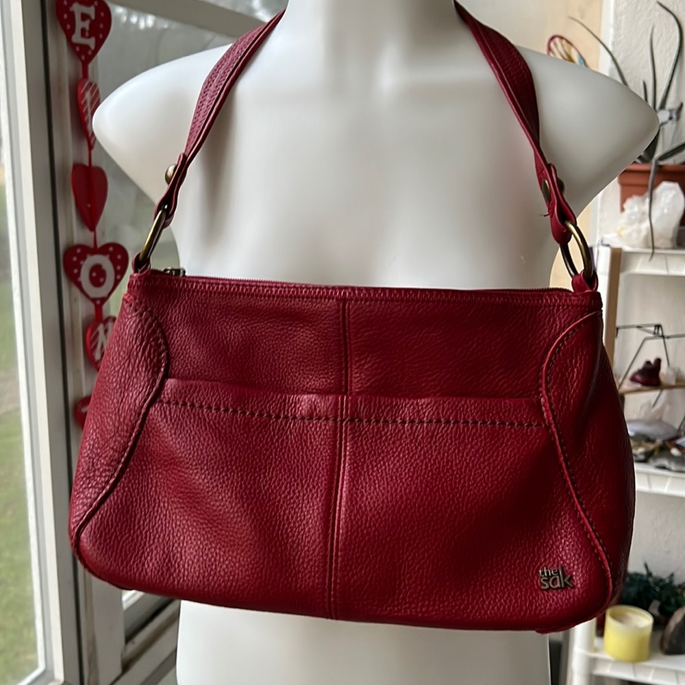 SAK RED ❤️ LEATHER BAG .. new condition